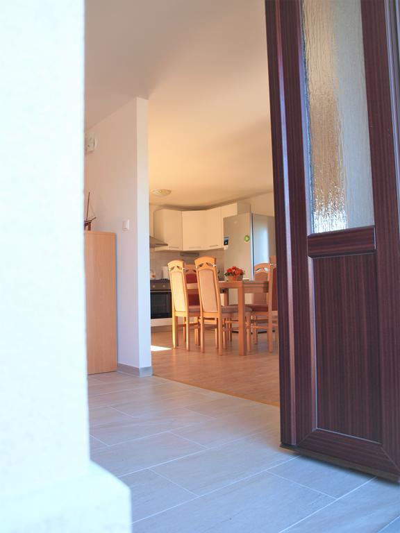 Apartment Rado Vrbnik Luaran gambar