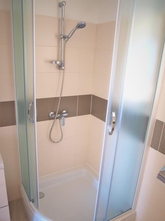 Apartment Rado Vrbnik Luaran gambar